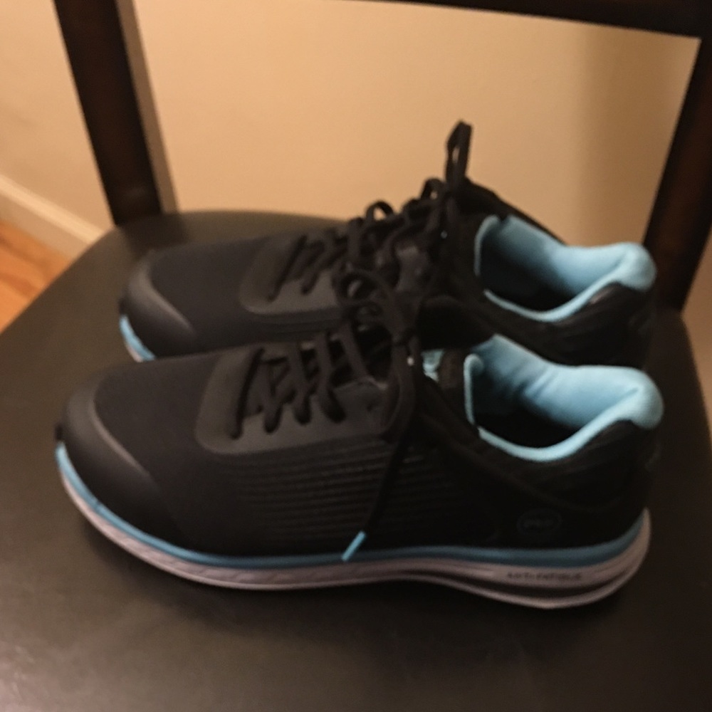 Women’s Timberland safety Pro Drive Train Shoes